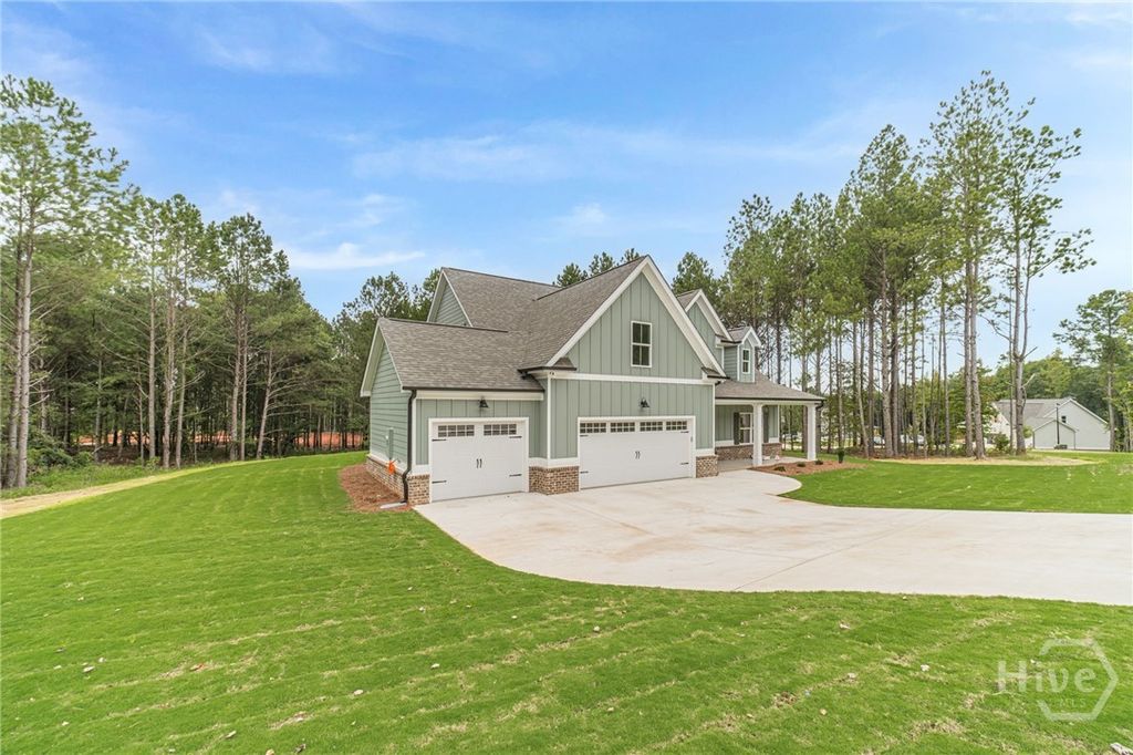 Photo of 257 Pinewood Drive, Covington, GA 30014 (MLS # CL354559)