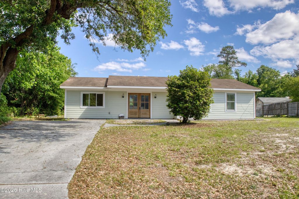 Photo of 134 W Brandywine Circle, Wilmington, NC 28411 (MLS # 100569906)
