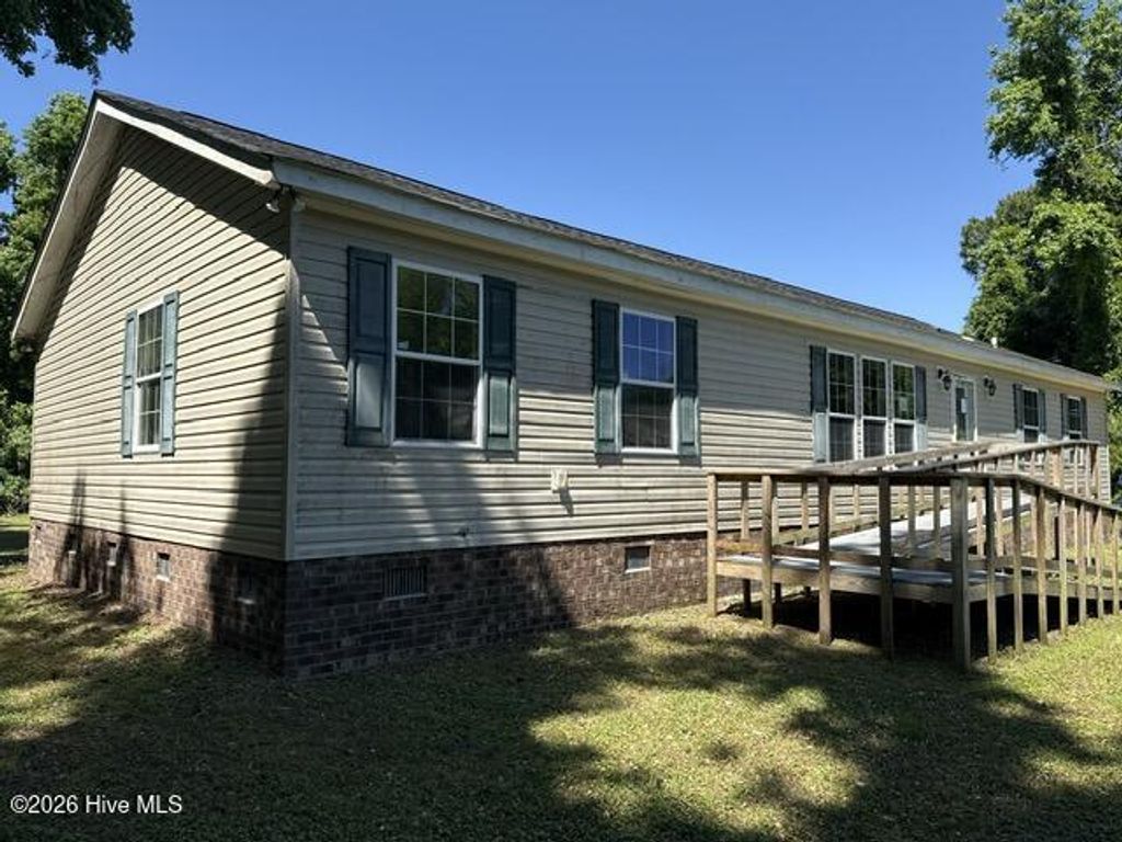 Photo of 345 Nc 55 Highway W, New Bern, NC 28562 (MLS # 100574204)