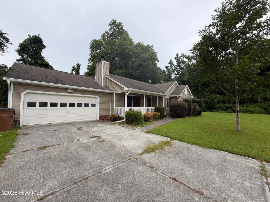 Photo of 717 Mallard Drive, Jacksonville, NC 28540 (MLS # 100594363)
