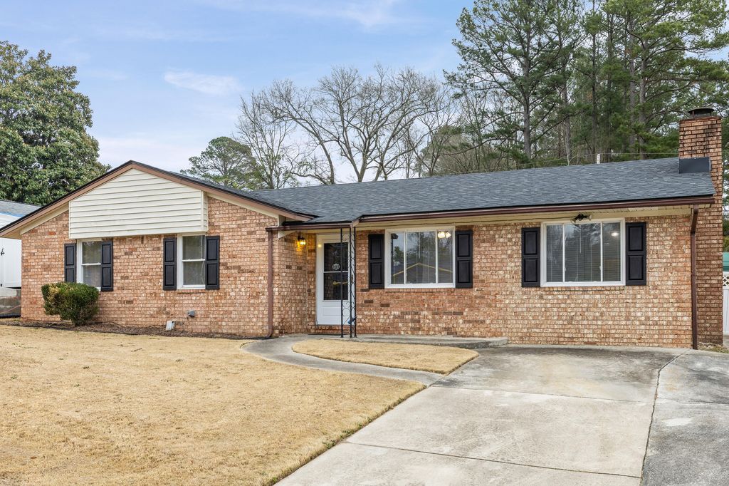 Photo of 3552 Gardenbrook Drive, Augusta, GA 30906 (MLS # 552380)