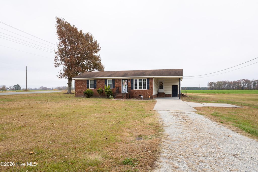 Photo of 800 S Vance Street, Fremont, NC 27830 (MLS # 100577461)