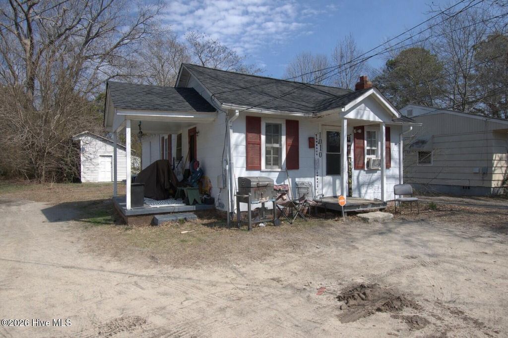 Photo of 1010 Nashville Road, Rocky Mount, NC 27803 (MLS # 100558873)