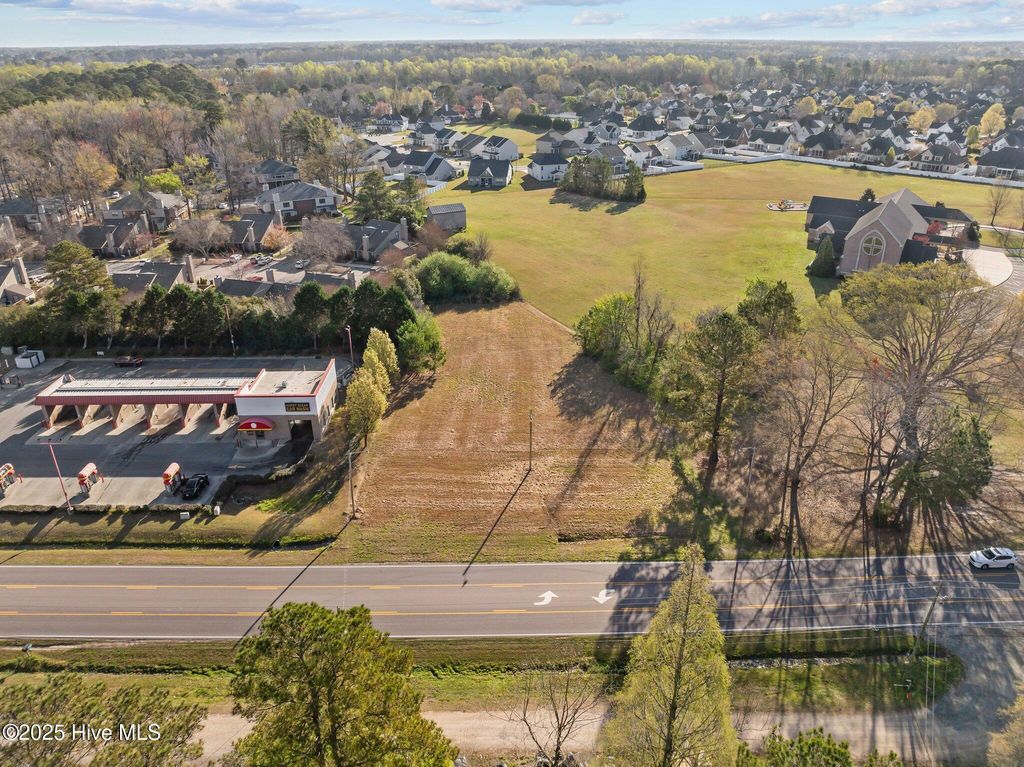 Photo of 4211 Old Tar Road, Winterville, NC 28590 (MLS # 100553855)