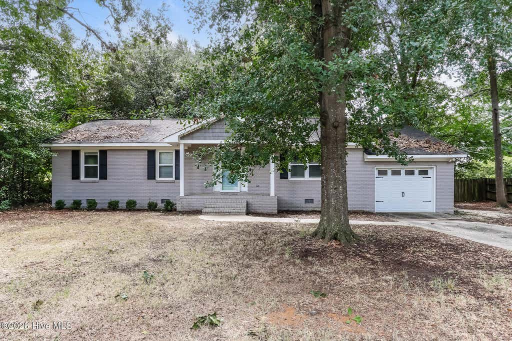 Photo of 681 Henry Street, Aiken, SC 29803 (MLS # 100595378)