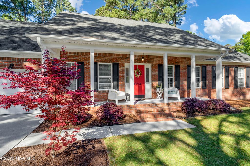 Photo of 6704 Yarmouth Way, Wilmington, NC 28409 (MLS # 100569399)