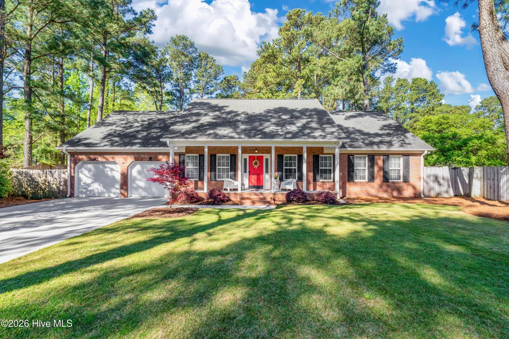 Photo of 6704 Yarmouth Way, Wilmington, NC 28409 (MLS # 100569399)