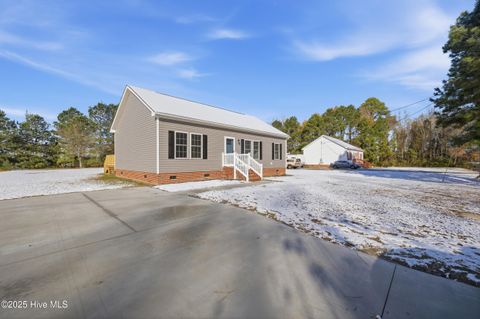 Photo of 154 Lovers Lane, Elizabeth City, NC 27909 (MLS # 100544890)