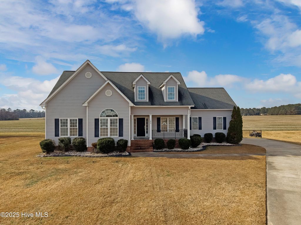 Photo of 804 Treyburn Circle, Greenville, NC 27858 (MLS # 100546126)