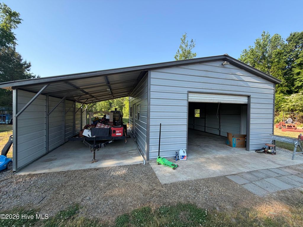 Photo of 441 Mrs Tates Road, Whiteville, NC 28472 (MLS # 100571421)