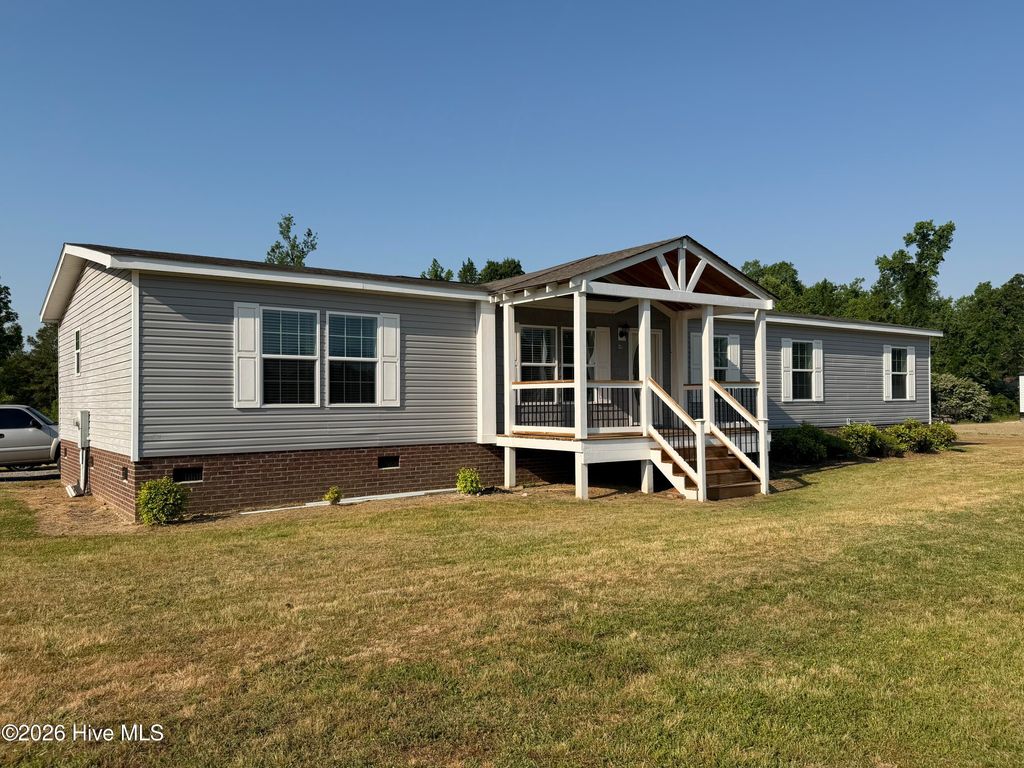 Photo of 441 Mrs Tates Road, Whiteville, NC 28472 (MLS # 100571421)