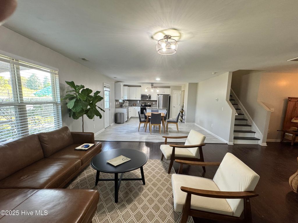 Photo of 812 Collington Drive, Mebane, NC 27302 (MLS # 100534472)