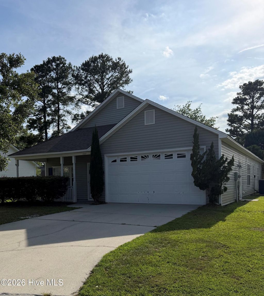 Photo of 1007 Plum Leaf Court SE, Leland, NC 28451 (MLS # 100577746)