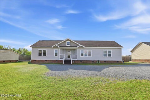 Homes For Sale - 1831 Hinnant Road<br/> Wayne County, Pikeville, NC 27863