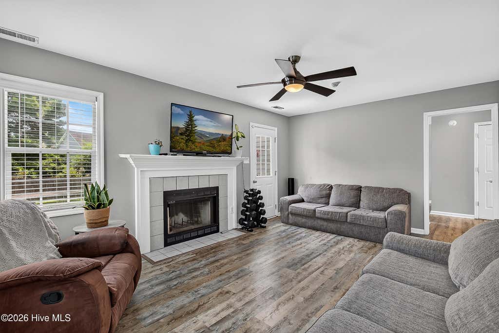 Photo of 411 Eucalyptus Lane, Jacksonville, NC 28546 (MLS # 100582962)