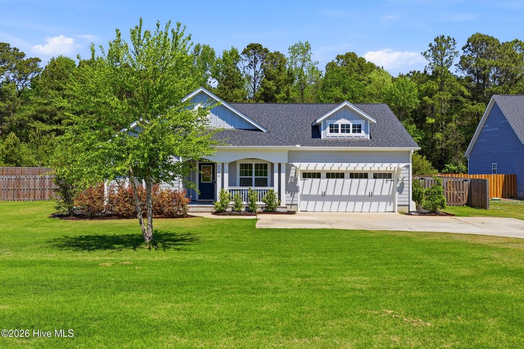 Photo of 6776 Campbells Ridge Drive SE, Leland, NC 28451 (MLS # 100569214)