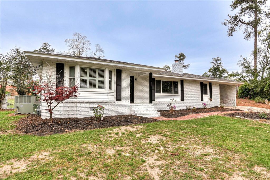 Photo of 743 Lancaster Road, Augusta, GA 30909 (MLS # 553787)