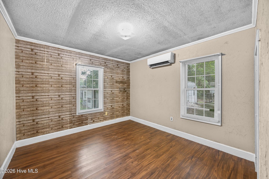 Photo of 207 W Bridgers Street, Burgaw, NC 28425 (MLS # 100591864)
