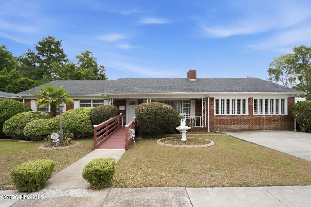Photo of 1417 Queen Street, Wilmington, NC 28401 (MLS # 100586081)