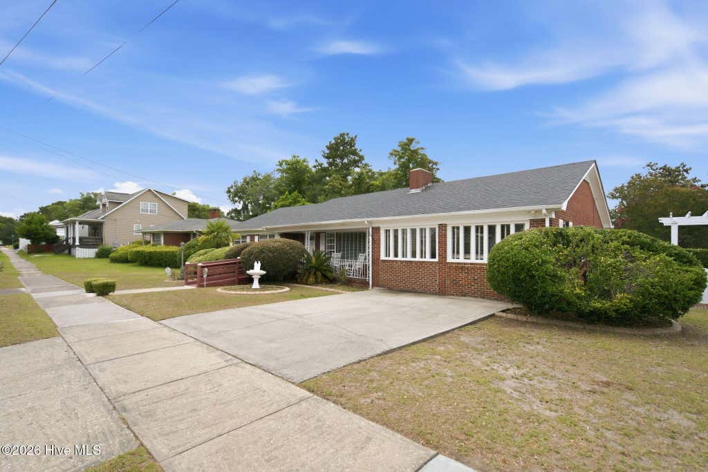 Photo of 1417 Queen Street, Wilmington, NC 28401 (MLS # 100586081)