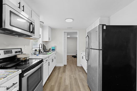 Tiny photo for 633 Haws Run Road, Jacksonville, NC 28540 (MLS # 100602614)