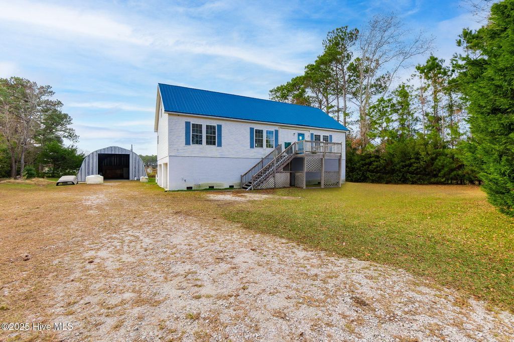 Photo of 1155 Us Hwy 101, Beaufort, NC 28516 (MLS # 100545510)