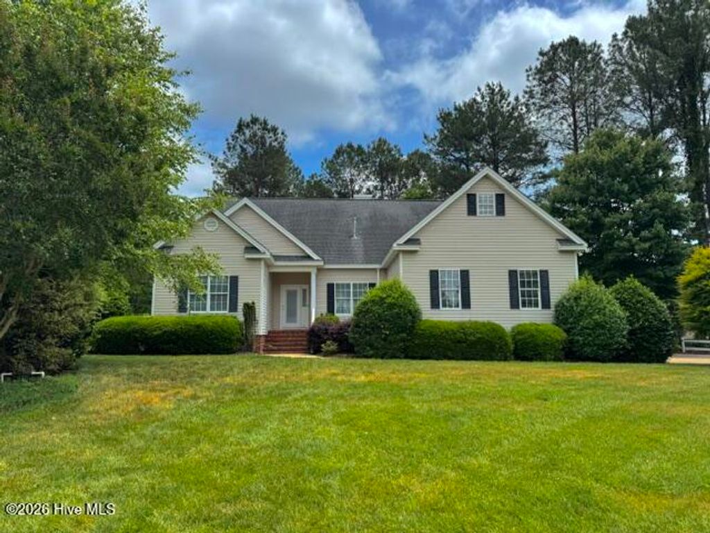 Photo of 409 Mayfair Drive, Rocky Mount, NC 27804 (MLS # 100576792)