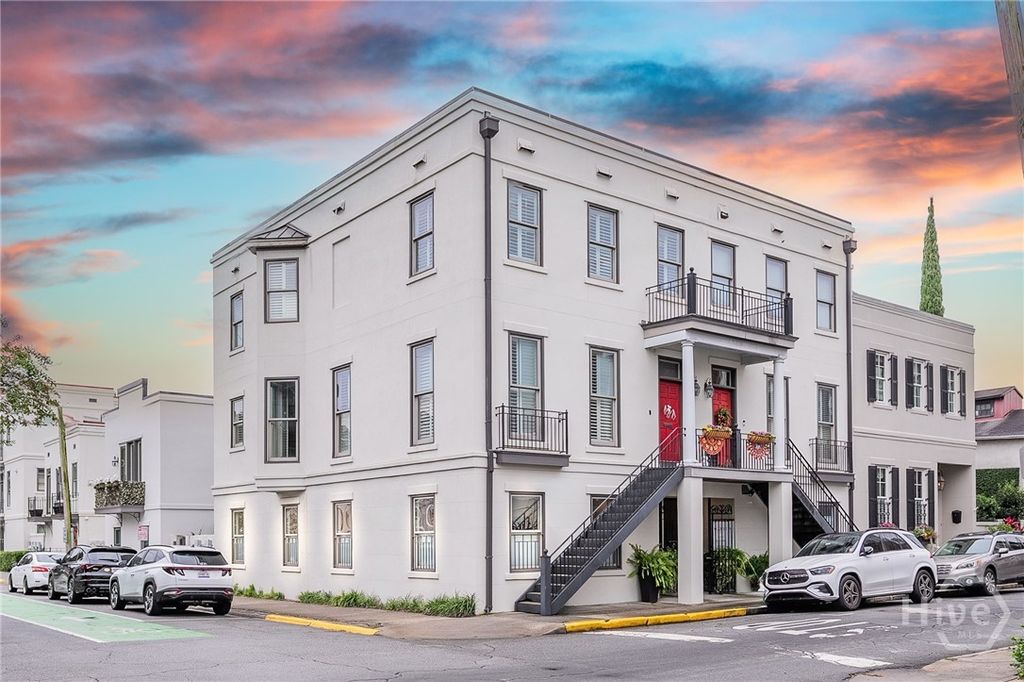 Photo of 427 E York Street, Savannah, GA 31401 (MLS # SA351144)