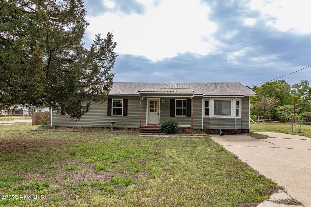 Photo of 263 Black Jack Church Road, Goldsboro, NC 27530 (MLS # 100566046)