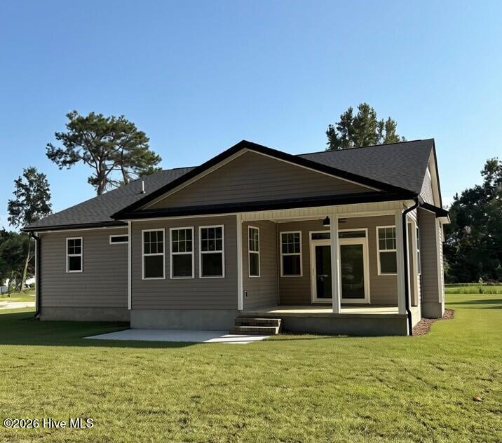 Photo of 706 W Bridgers Street Ext, Burgaw, NC 28425 (MLS # 100594960)