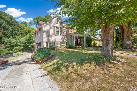 Homes For Sale - 1019 Fayetteville Road<br/> Rockingham, NC 28379