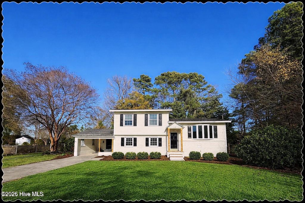 Photo of 113 Horseshoe Drive, Goldsboro, NC 27534 (MLS # 100546306)