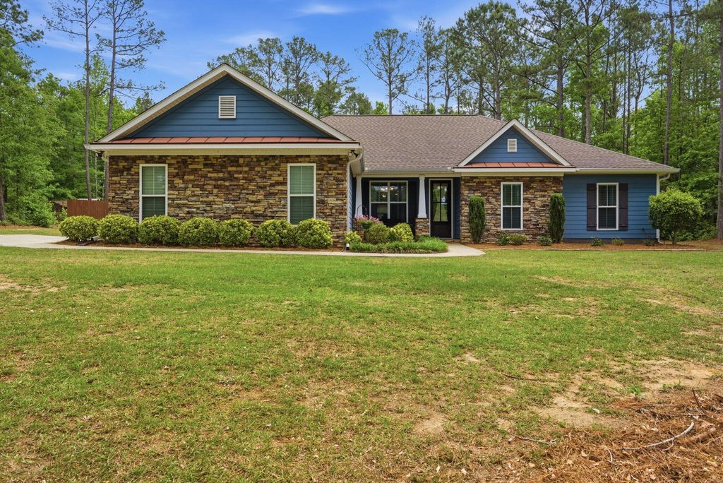 Photo of 1452 SE Karen Lane, Thomson, GA 30824 (MLS # 555615)