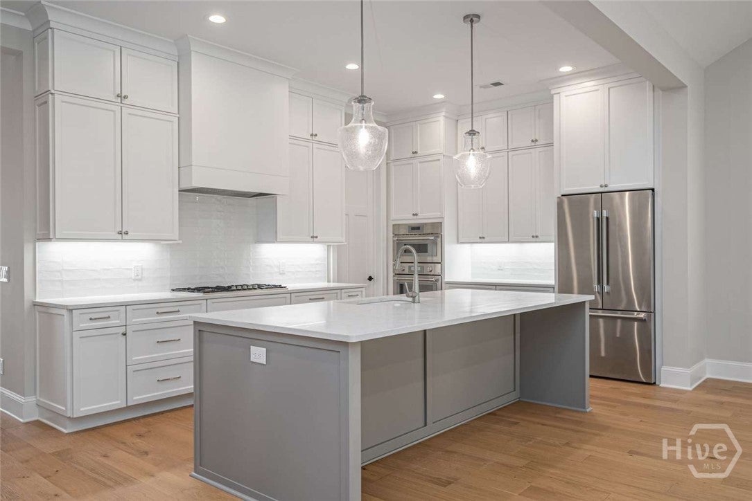 110 Grand Harbor Circle