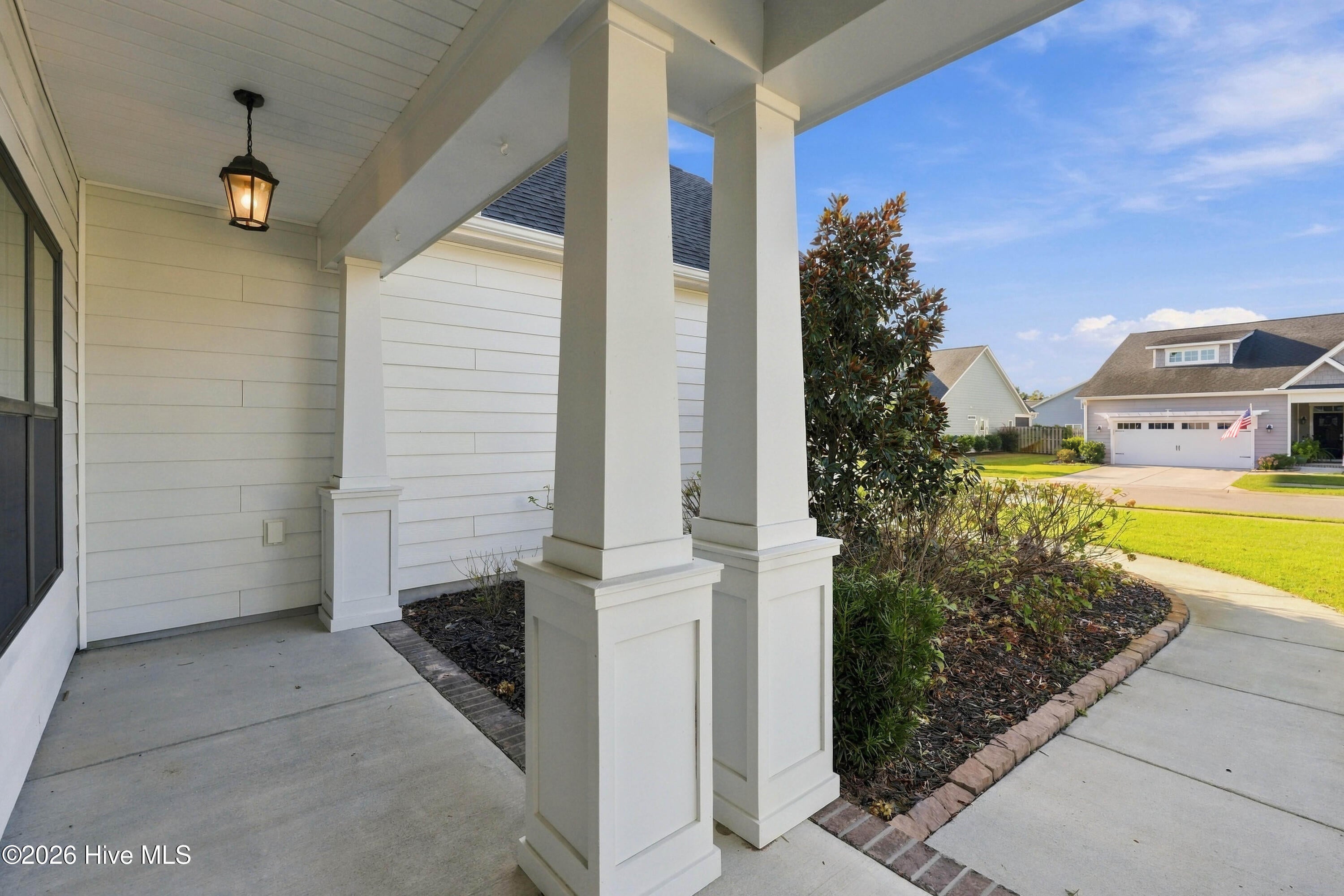 11 Lemongrass Court