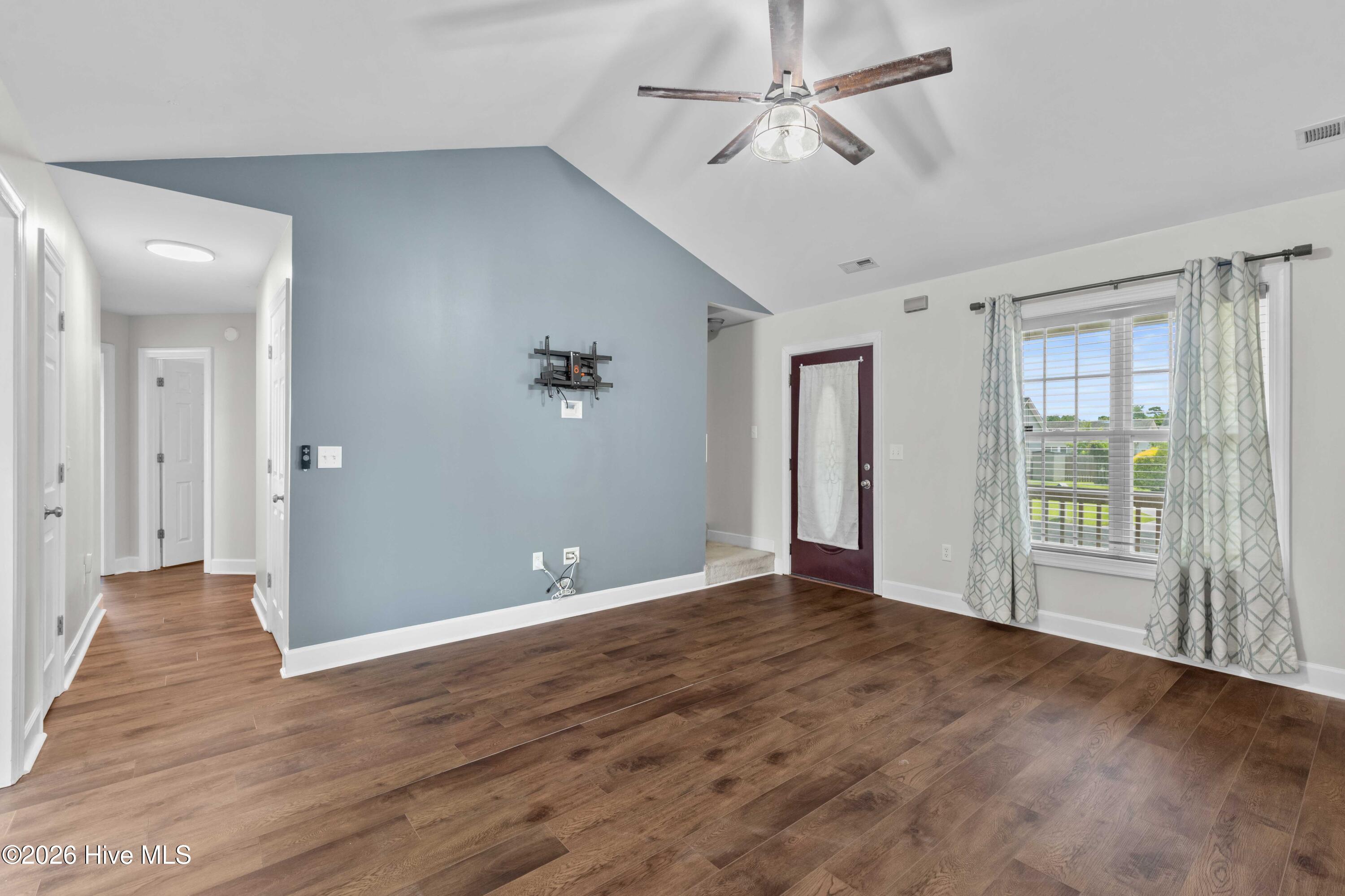 304 Pine Ridge Lane