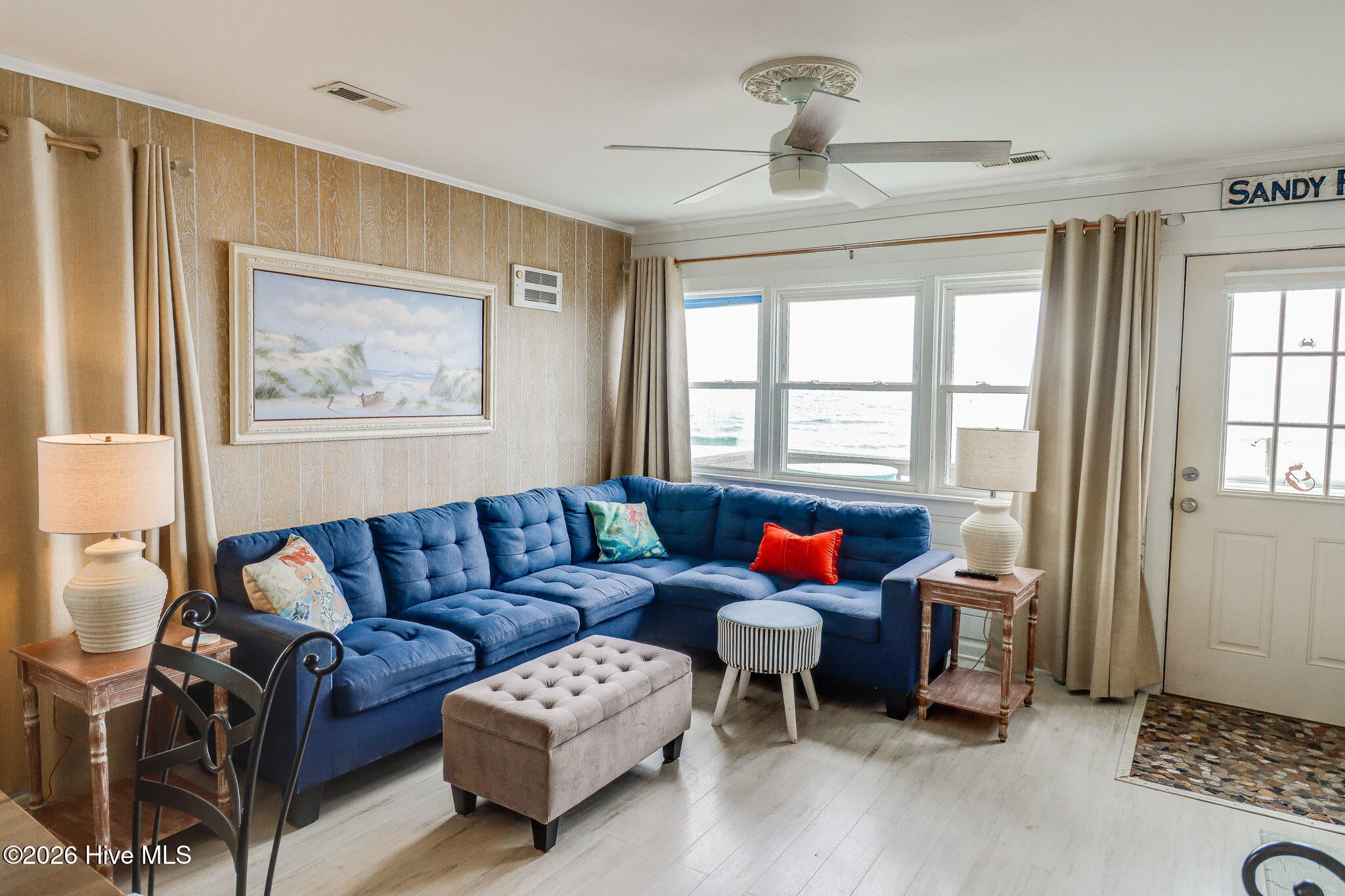 1112 N Shore Drive