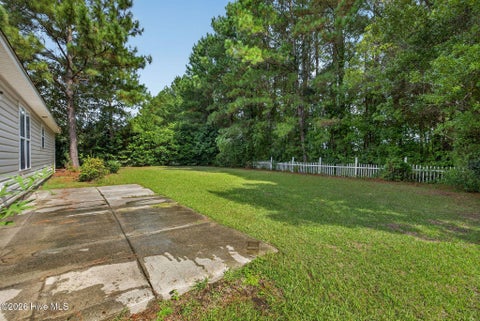 Tiny photo for 102 Tealbriar Street, Burgaw, NC 28425 (MLS # 100609984)