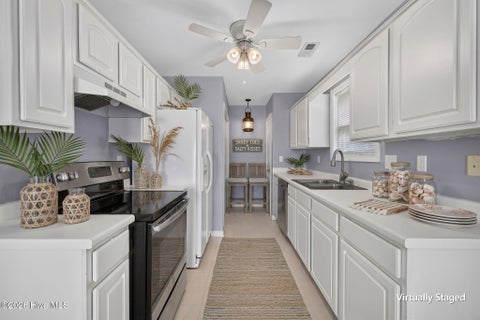 Tiny photo for 102 Tealbriar Street, Burgaw, NC 28425 (MLS # 100609984)