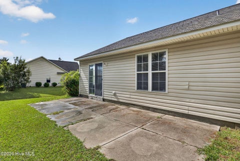 Tiny photo for 102 Tealbriar Street, Burgaw, NC 28425 (MLS # 100609984)