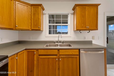 Tiny photo for 403 Westridge Court, Wilmington, NC 28411 (MLS # 100546767)