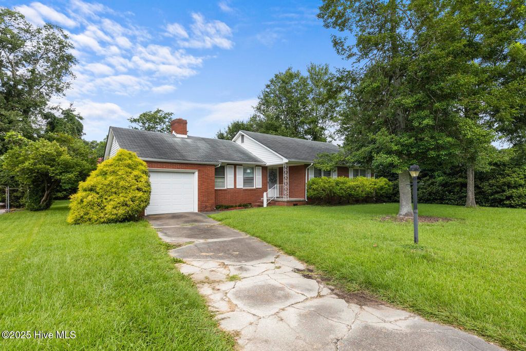 Photo of 2402 Carey Road, Kinston, NC 28504 (MLS # 100553314)