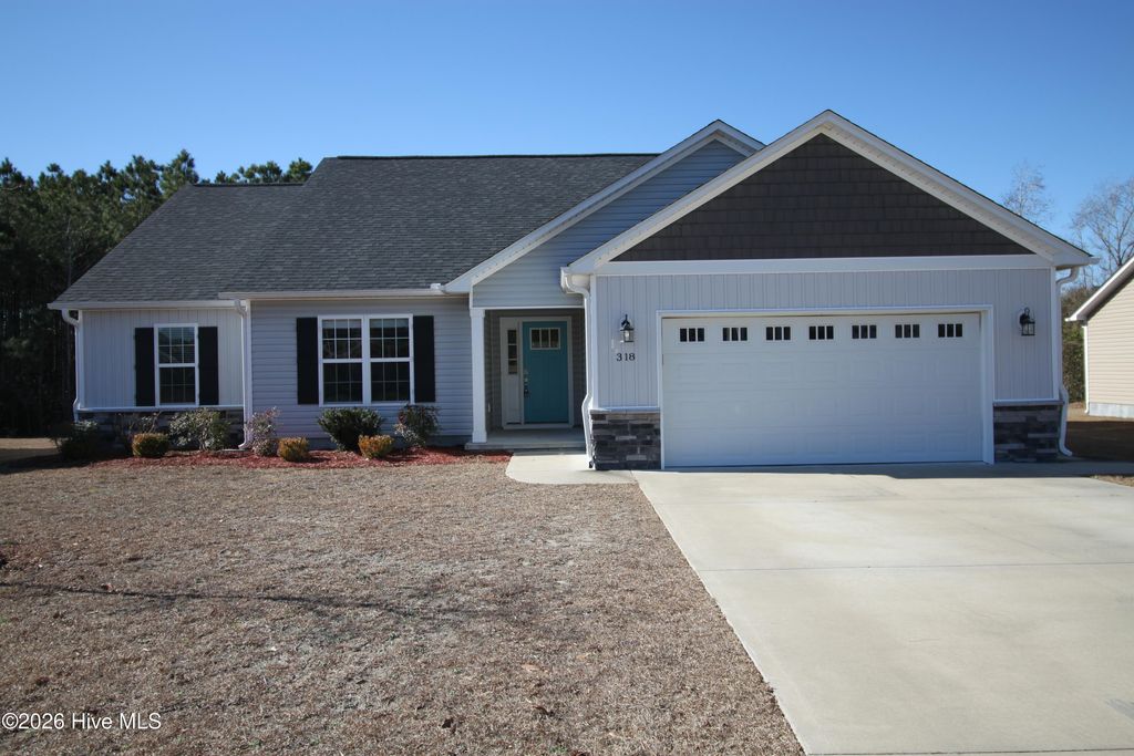 Photo of 318 Independence Boulevard, Newport, NC 28570 (MLS # 100553311)