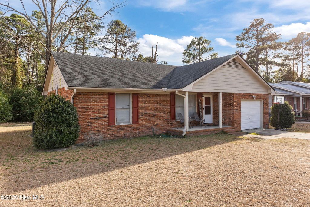 Photo of 2967 Peacock Street, Hope Mills, NC 28348 (MLS # 100551258)