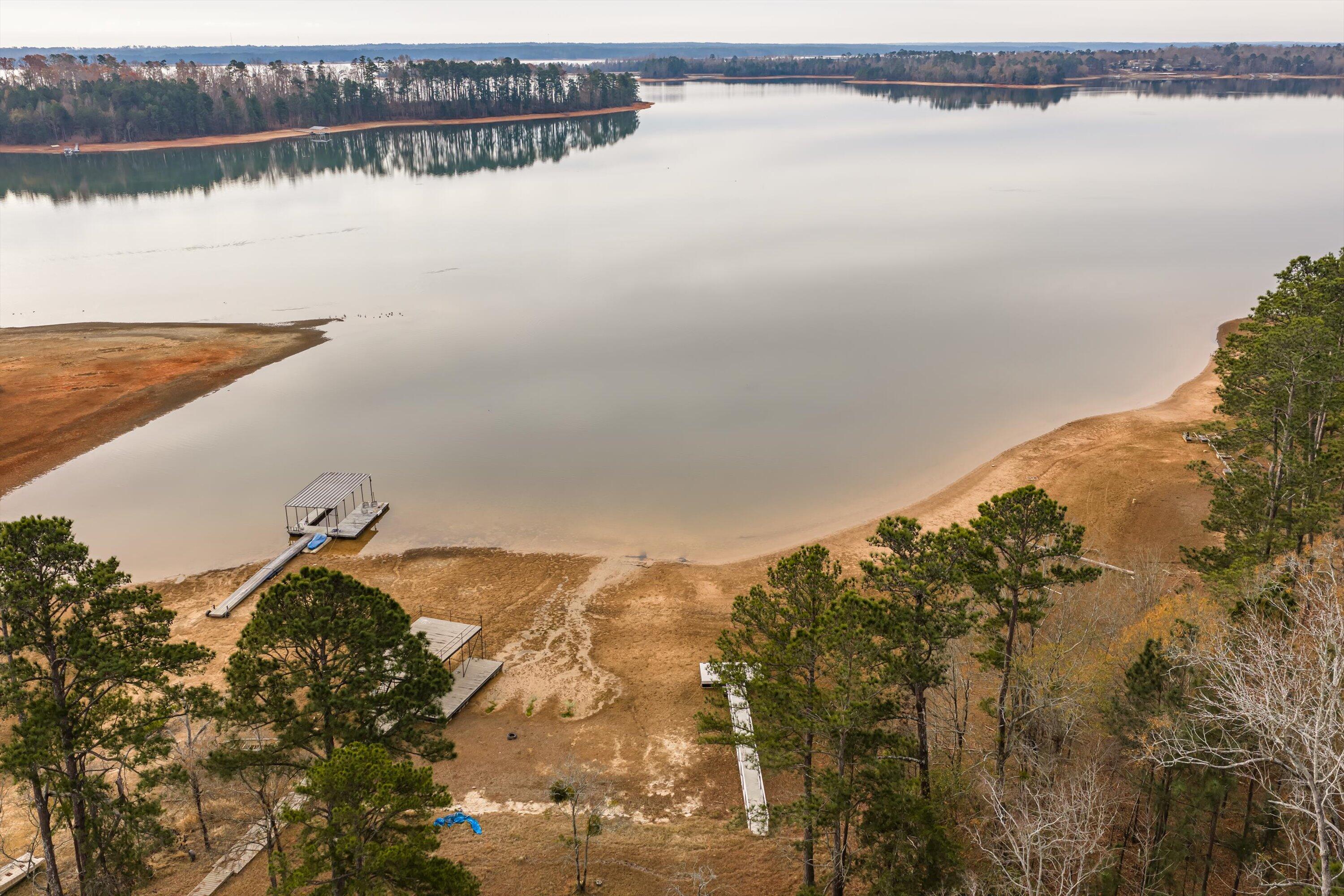 1703 White Oak Road