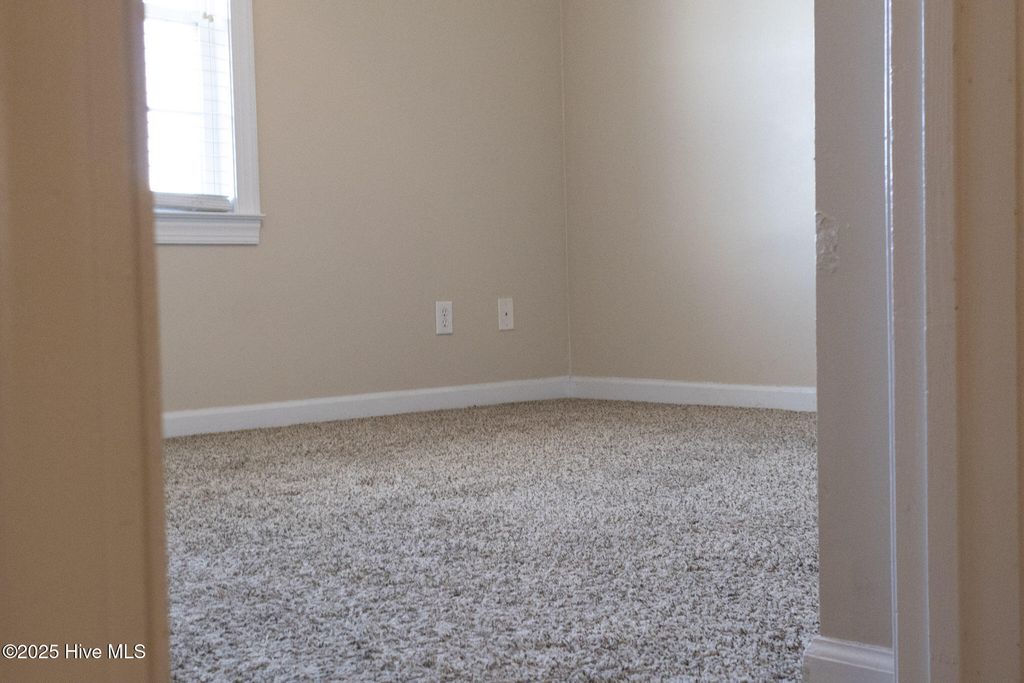 Photo of 304 Streamwood Drive, Jacksonville, NC 28546 (MLS # 100546766)