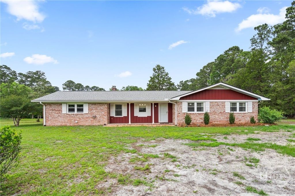 Photo of 112 Oak Street, Rincon, GA 31326 (MLS # SA355594)