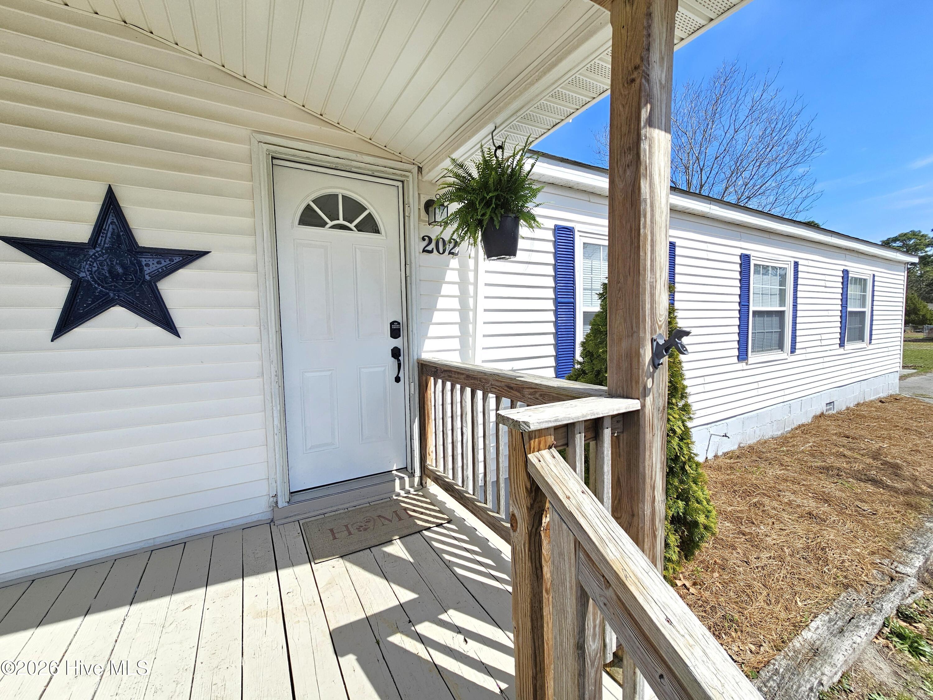 202 Castlebury Lane