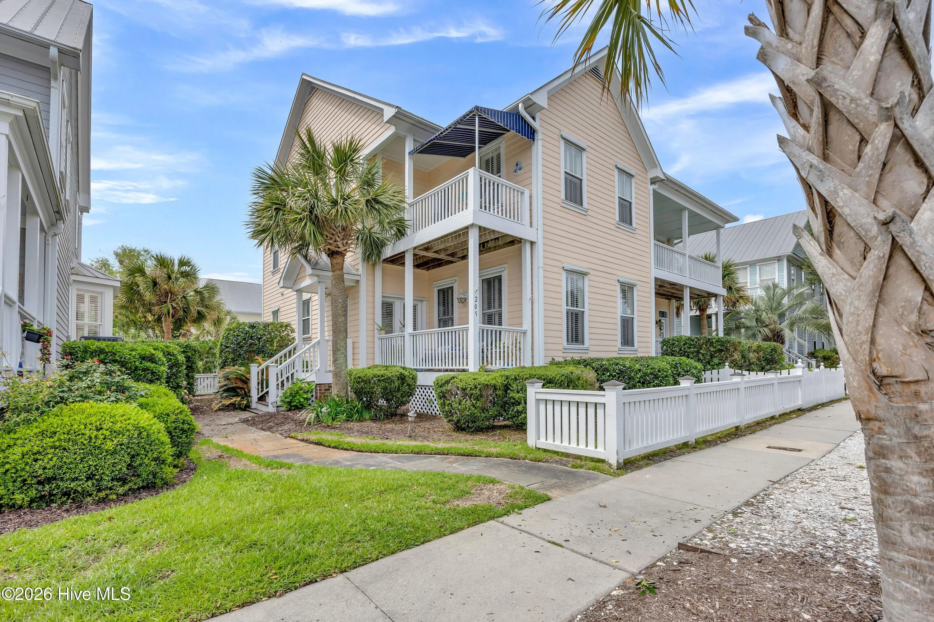 205 Silver Sloop Way