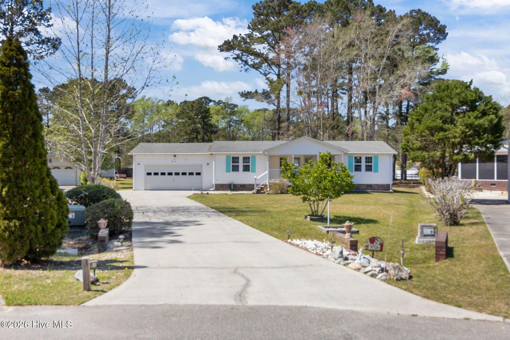 Photo of 1018 Waterview Lane SW, Carolina Shores, NC 28467 (MLS # 100564707)